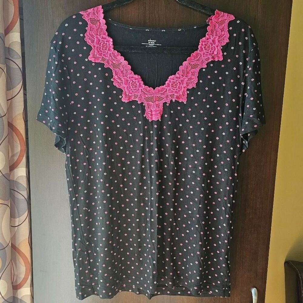 Adonna Women's multi Blouse Size XL